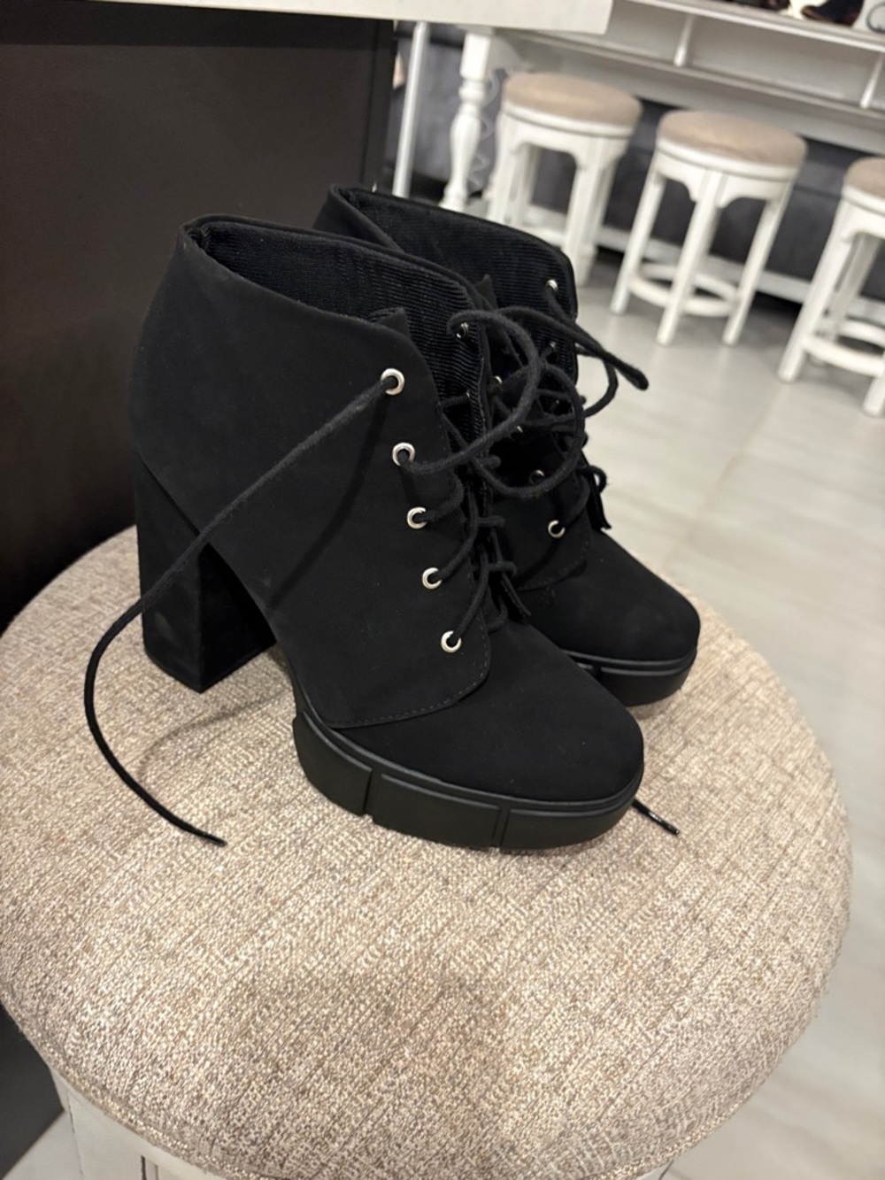 YMI Black Lace-Up Platform Block Heel Ankle Boots